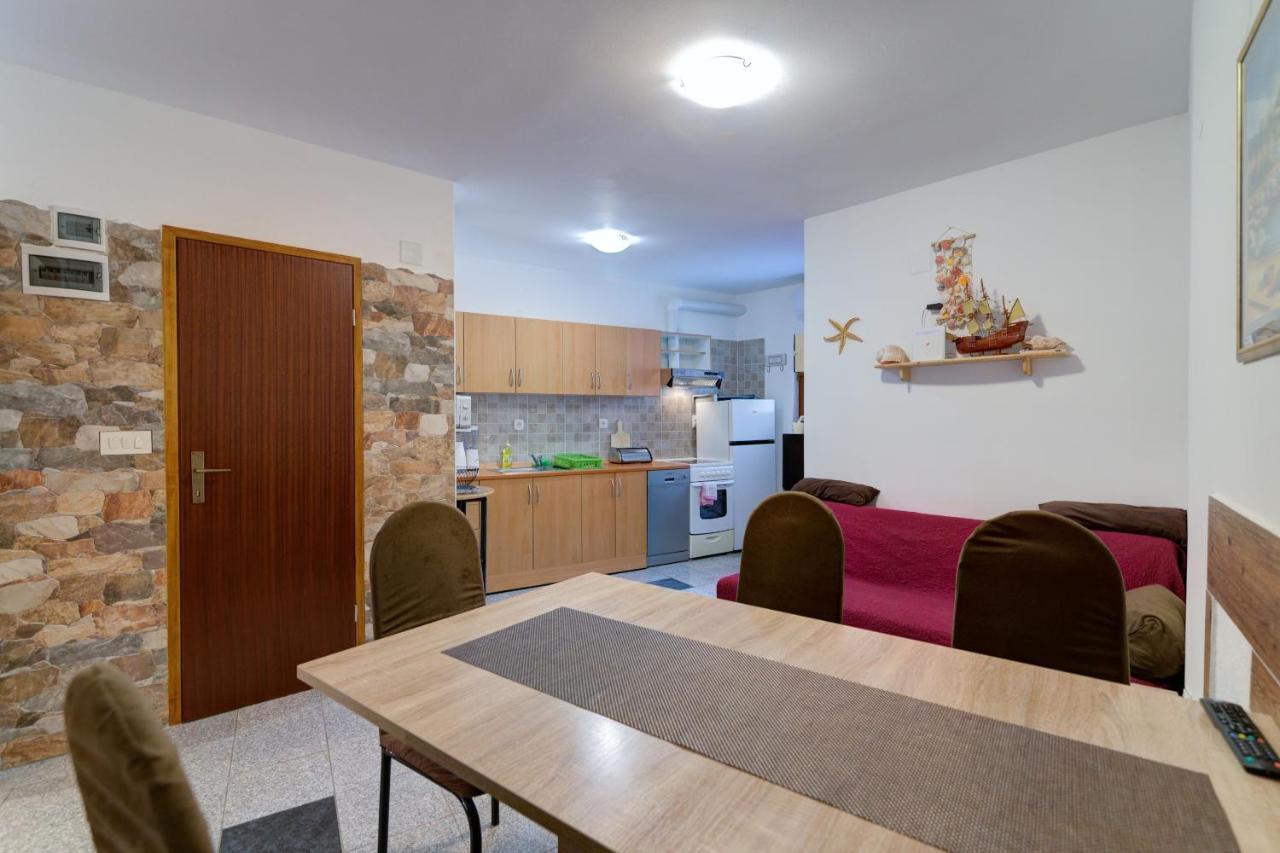 Apartment Senj Senj  Buitenkant foto